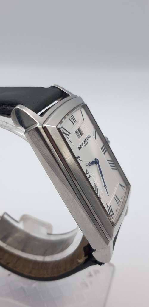 Raymond Weil Mens watches. Sapphire Crystal. Excelent Condition.. Model 5569