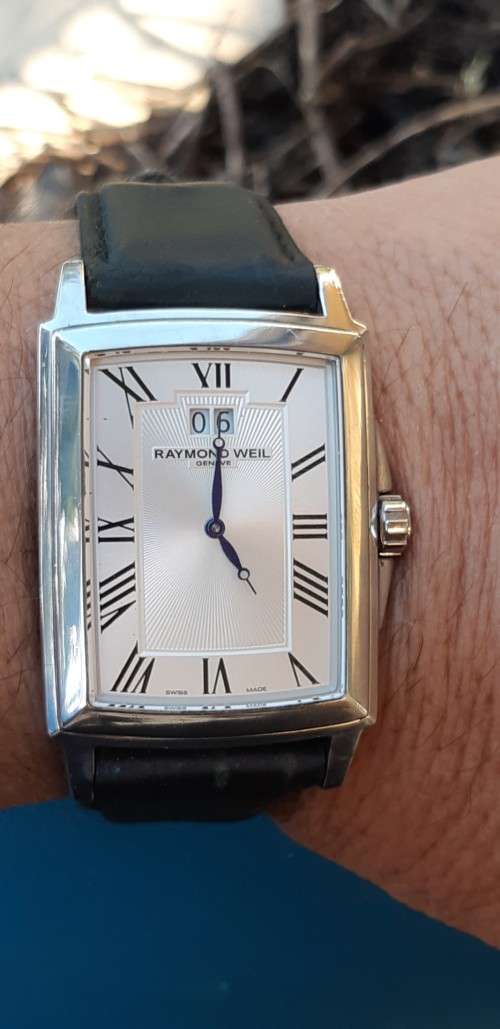 Raymond Weil Mens watches. Sapphire Crystal. Excelent Condition.. Model 5569