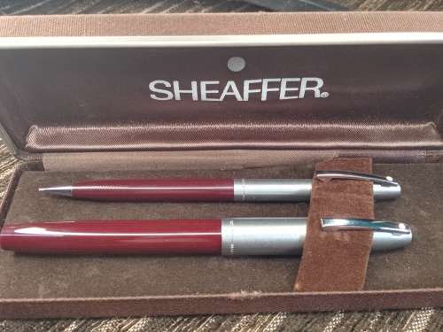 Vintage Sheaffer fountain pen with pencil in original box as new condition