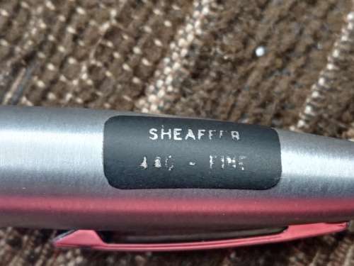 Vintage Sheaffer fountain pen with pencil in original box as new condition