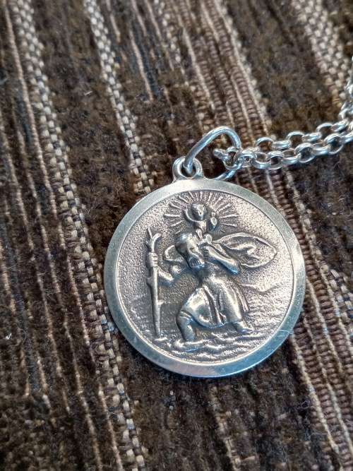 Saint Christopher pendant on chain 48 cm