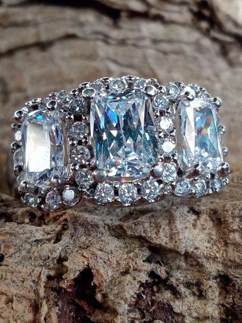 Ladies ring sterling silver Size L