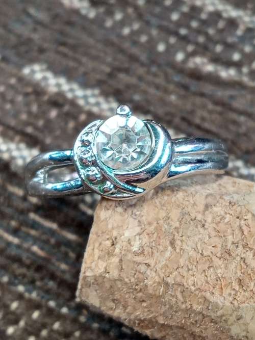 Ladies ring sterling silver Size L
