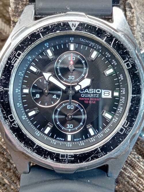Casio Quartz wrist watch AWM-330 45mm ex crown WORKING
