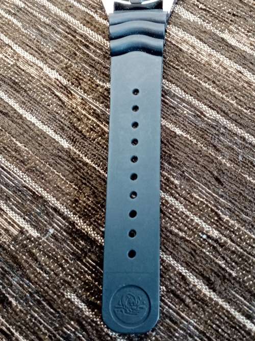 Casio Quartz wrist watch AWM-330 45mm ex crown WORKING