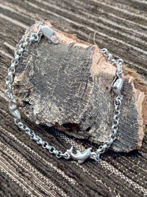 sterling silver dolphin bracelet 19.4cm