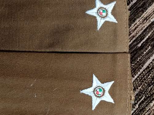 Nuetria cloth shoulder ranks
