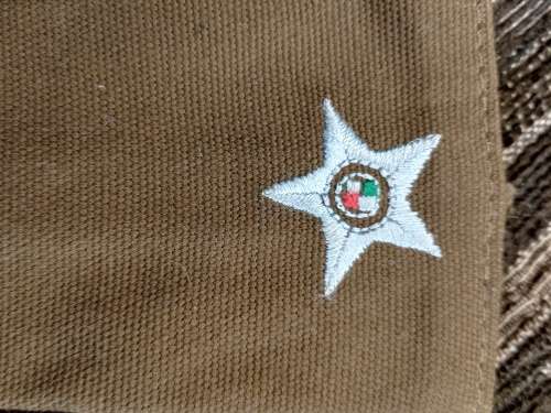 Nuetria cloth shoulder ranks