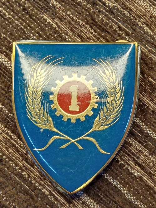 Metal shoulder flash