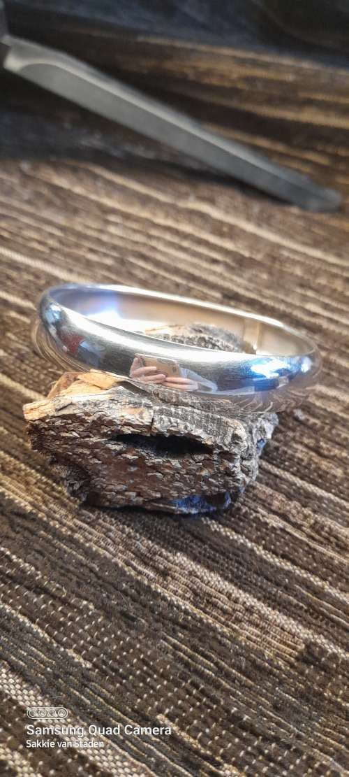 Bangle 14mm wide marked 925 made in italy indisde diameter 70mm