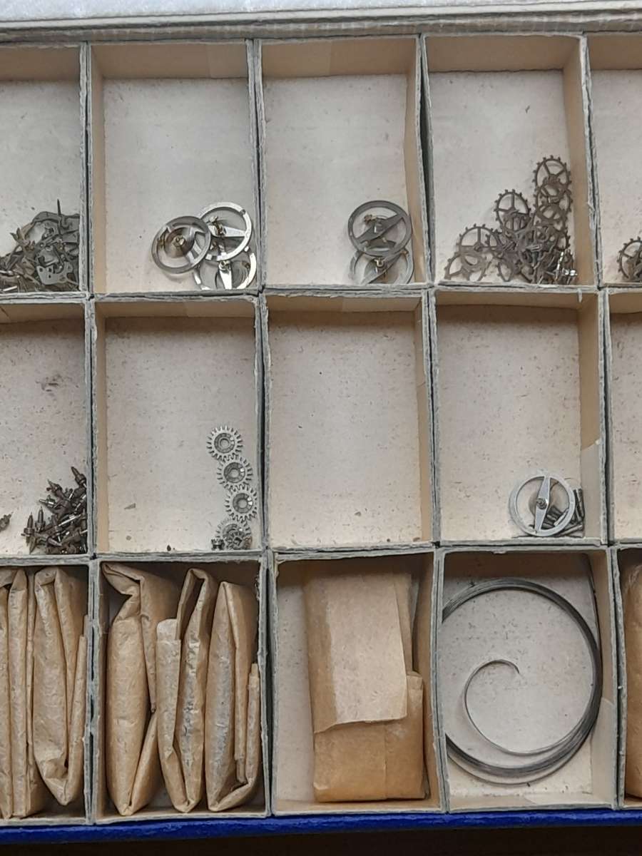 Watch parts for steampunk/repairs