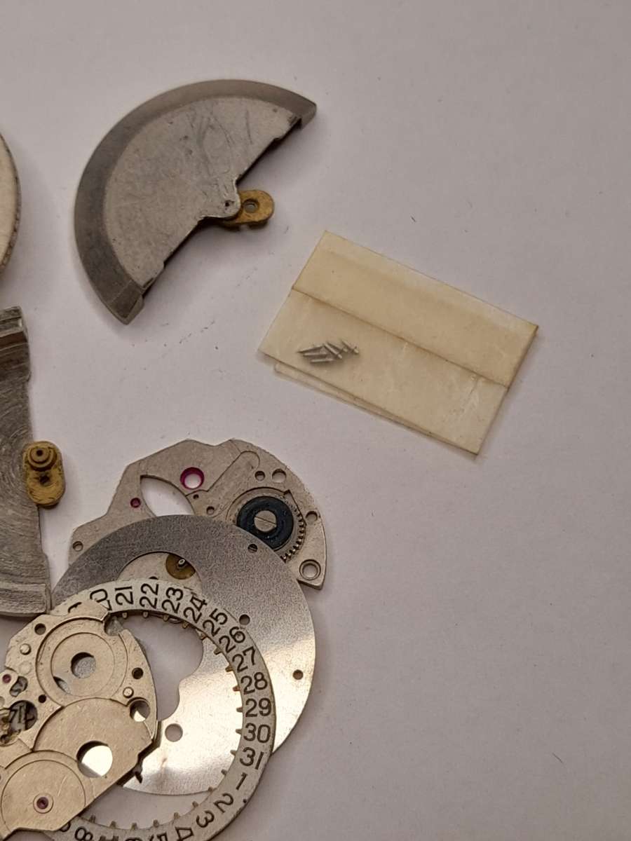 Watch parts for steampunk/repairs