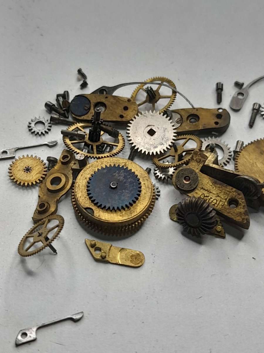 Watch parts for steampunk/repairs