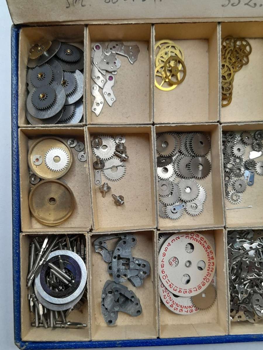 Watch parts for steampunk/repairs