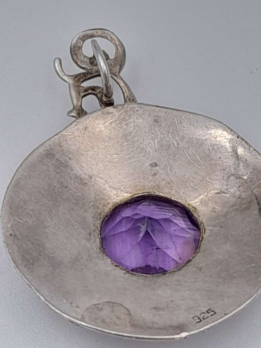 Pendant vintage handmade sterling silver