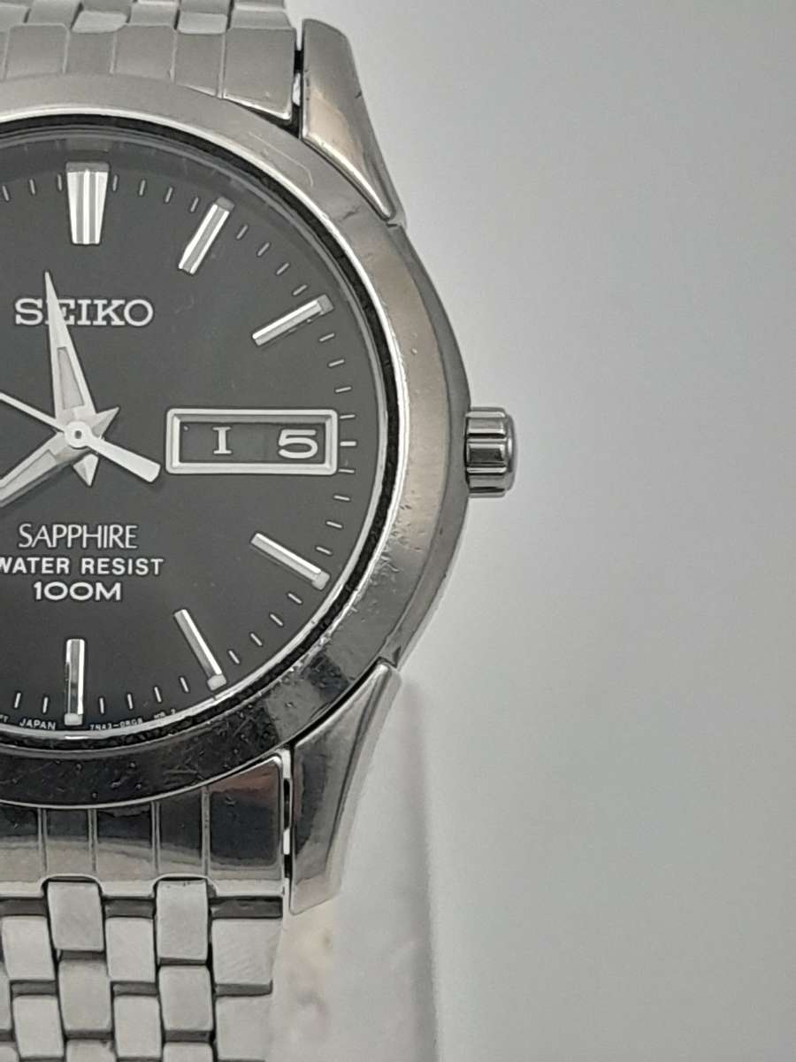 Seiko 37mm ex crown 44mm lug to lug