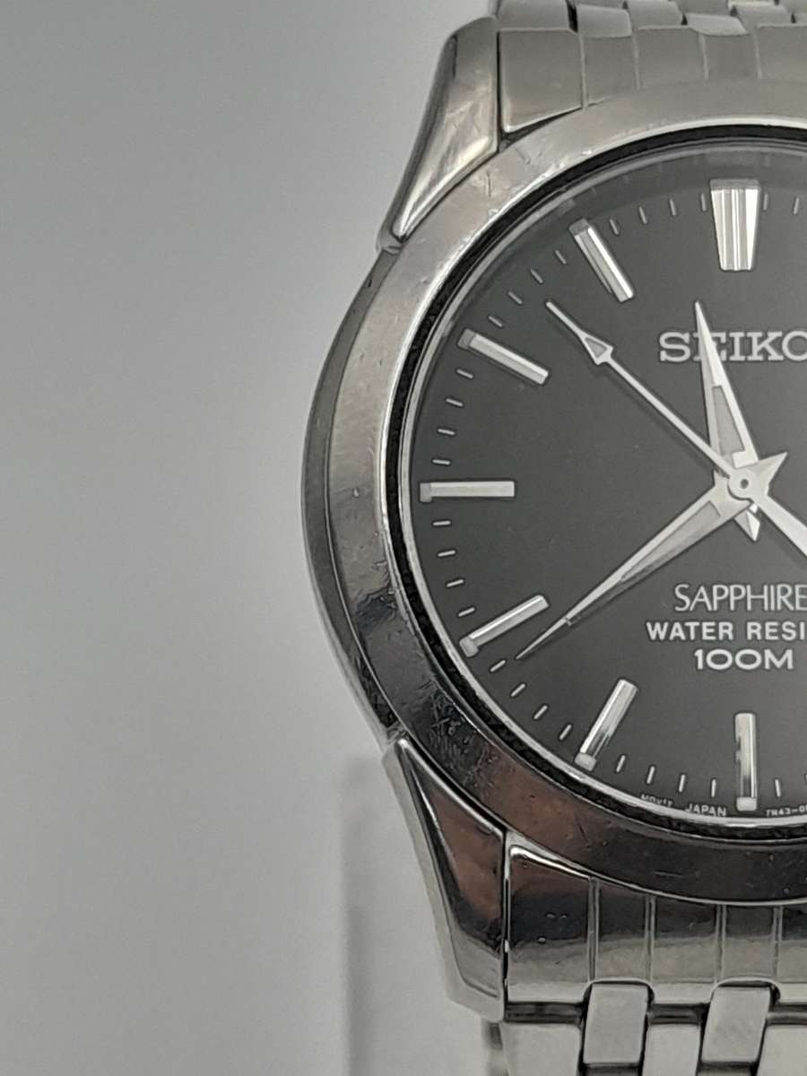 Seiko 37mm ex crown 44mm lug to lug