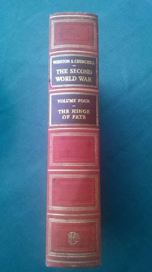 Winston Churchill book set & LP record (The voice of Winston Churchill)