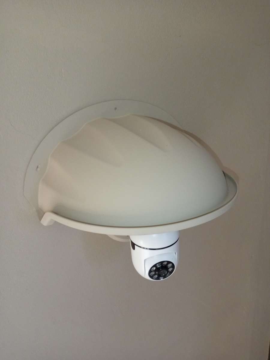 Universal Sun Rain Dust Antiglare Shield For Security Cameras and Outdoor Fixtures ( Pack Of 4 Pcs)