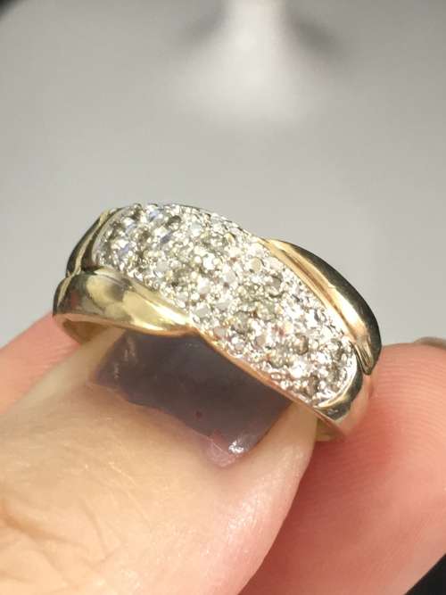 9ct Gold Diamond encrusted ring
