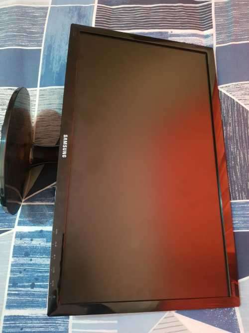 Samsung S22D300HY 22` (1920 x 1080) Full HD LED Monitor