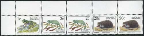 South Africa 1994 Scarce Readers Digest top left corner Setenant Strip of (5) x stamps (**)