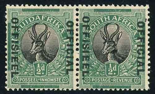 South Africa 1929 Springbok 1/2d pair of Official stamps with Variety (SACC O8a) (*)