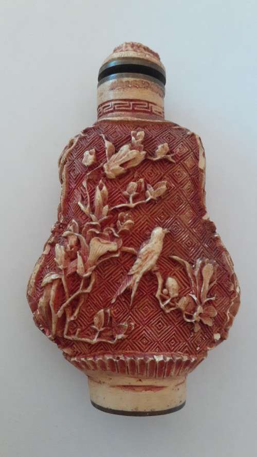 Little Antique carved Snuff bottle with bird carvings