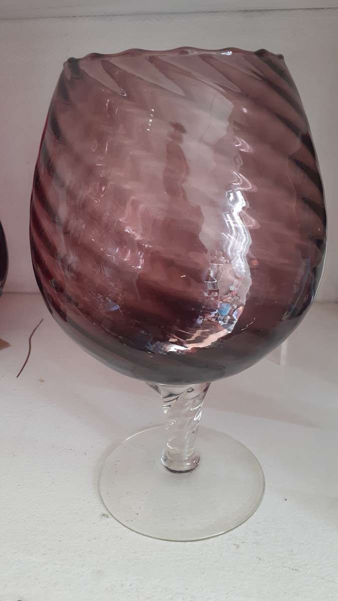 Lovely Purple Italian Glass Goblet Bowl/Vase