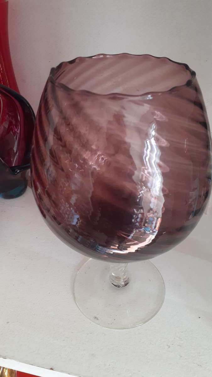 Lovely Purple Italian Glass Goblet Bowl/Vase