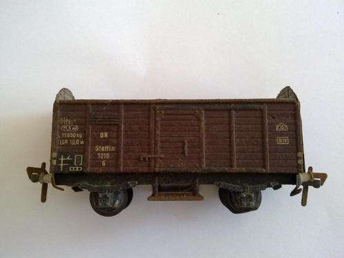 Fleischmann Couch - Very Old