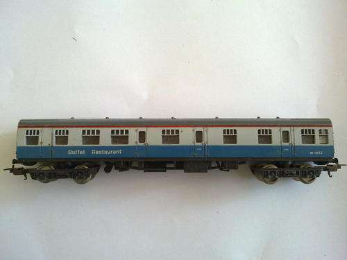 Lima Buffet Restaurant Couch