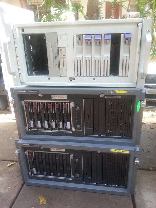 P3 Xeon servers plus lots of  extra's (read the description)