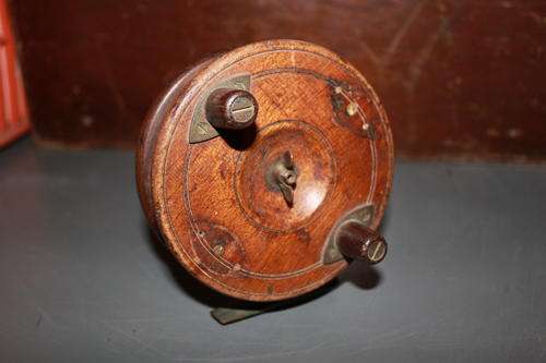 Wooden Fishing Reel