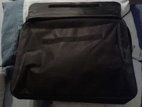 IMMACULATE CONDITION Samsung pentium dual core 2.0GHz  200gb hard drive  3gb memory  cd\dvd rw drive