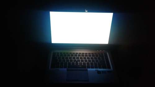 HP ELITEBOOK 8470p INTEL CORE i7 2.9-3.6GHZ- 8GBRAM -500GBHDD-4.1GB AMD graphics -14"