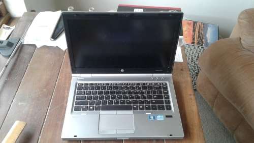HP ELITEBOOK 8470p INTEL CORE i7 2.9-3.6GHZ- 8GBRAM -500GBHDD-4.1GB AMD graphics -14"