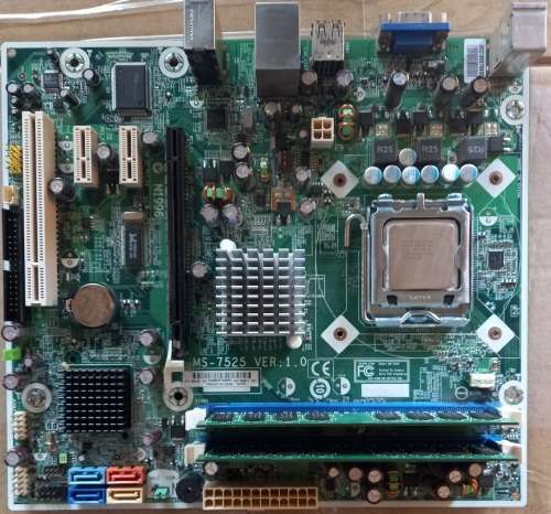 Clean PCB With CPU and CPU Fan Working 100%