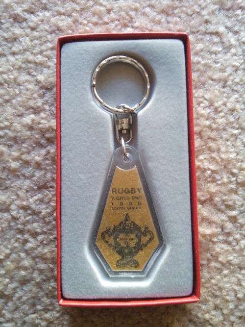 Rugby World Cup 1995 Key Ring (Webb Ellis Trophy)