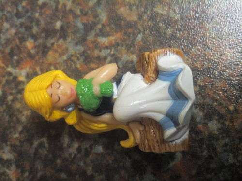 Nice set of Asterix and Obelix Figurines (Set of 8, 03-04cm)