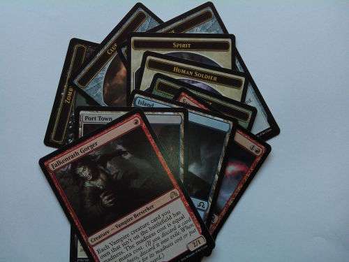 Magic the Gathering - Pre-Release Shadows Over Innistrad Kit (53 Cards in Total)