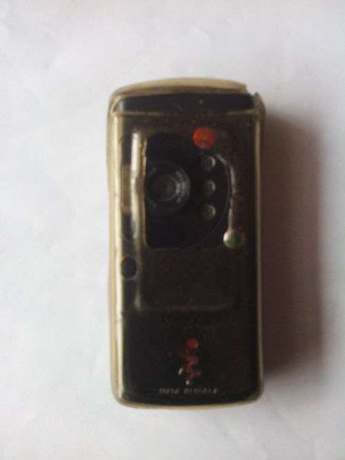 VINTAGE Sony Ericsson W810i cellphone (tested and working!)