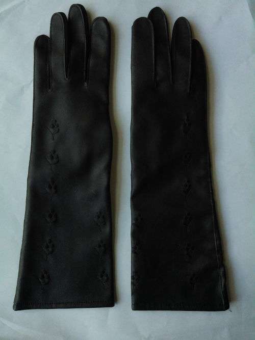 Ladies Long Black Gloves
