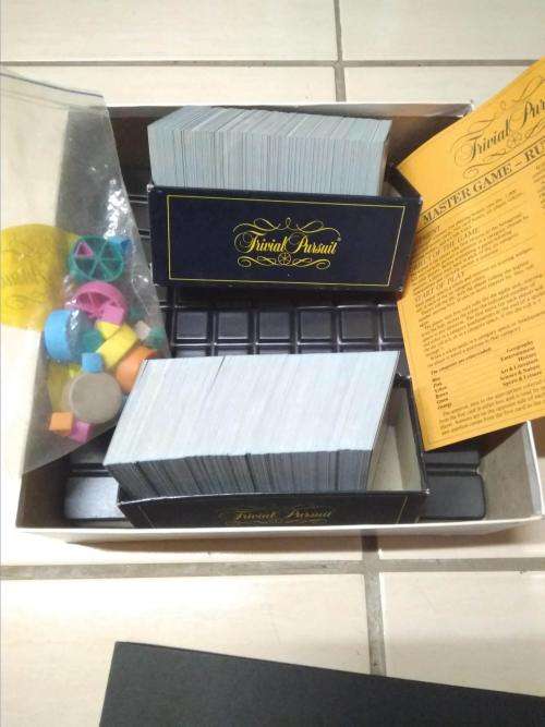 Vintage 1983 Trivial Pursuit Board Game Genus edition