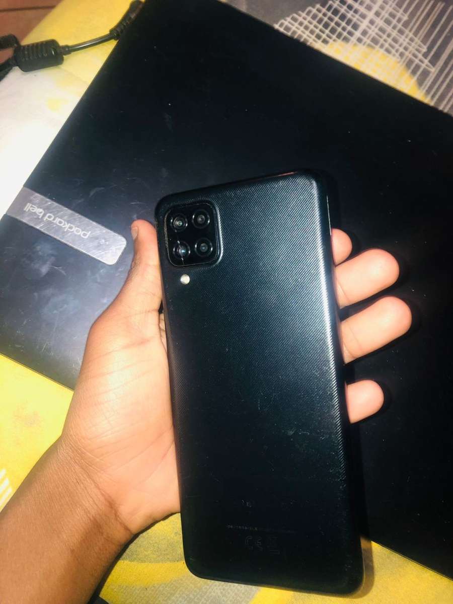 Samsung a12