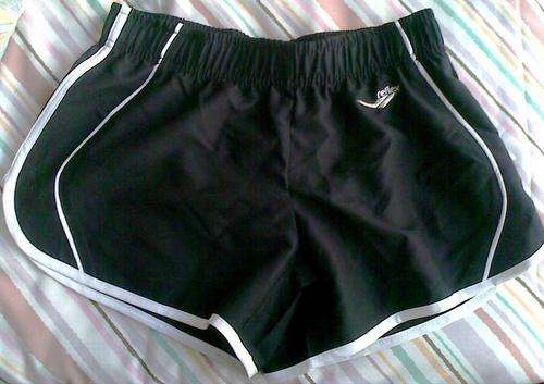 Pair black 'Reflex 'shorts (Medium)