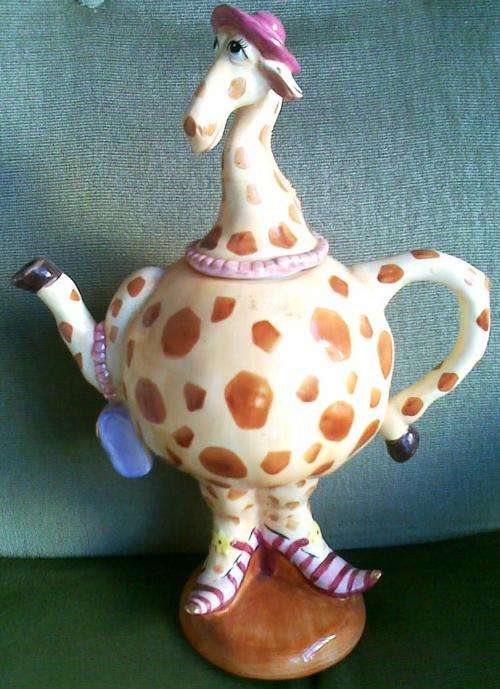 Novelty 'Madame Giraffe' Coffee Pot