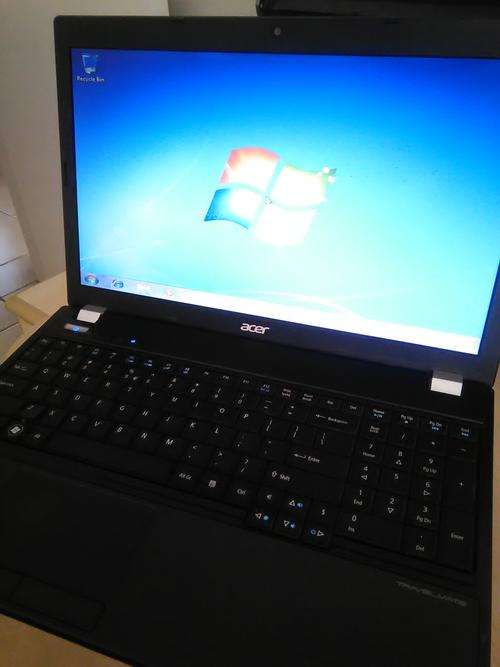 Acer TravelMate TM5760 15.6 Notebook PC