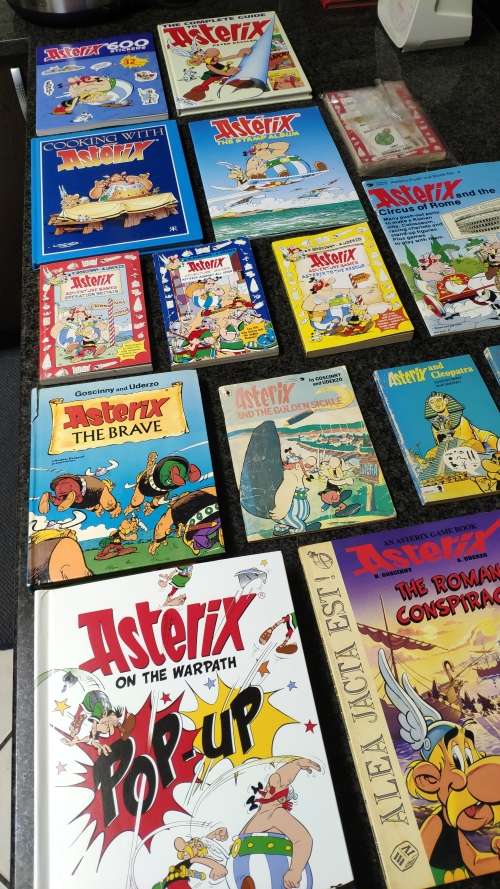 Asterix - Lot of 17 books