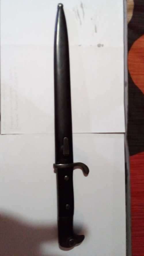 WW1 German bayonet (With serrated edge)